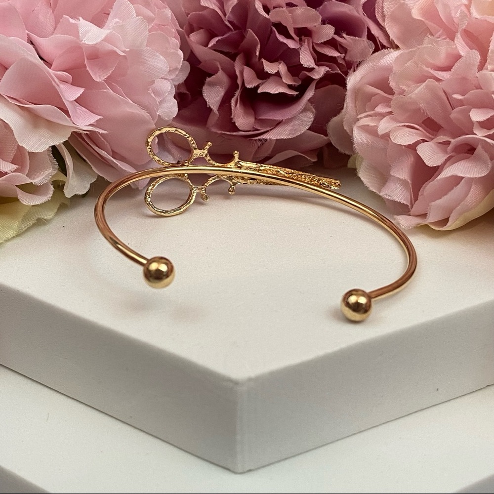 Decorative Scissor Bracelet Bangle Cuff - Picture 7 of 16